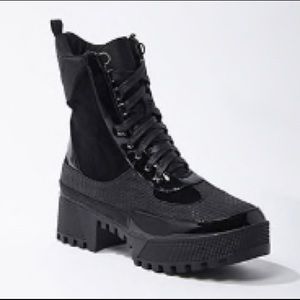ASOS raver girl/snow boots